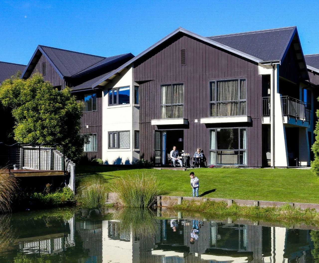 Village Lake Luxury Apartments Hanmer Springs Exterior foto