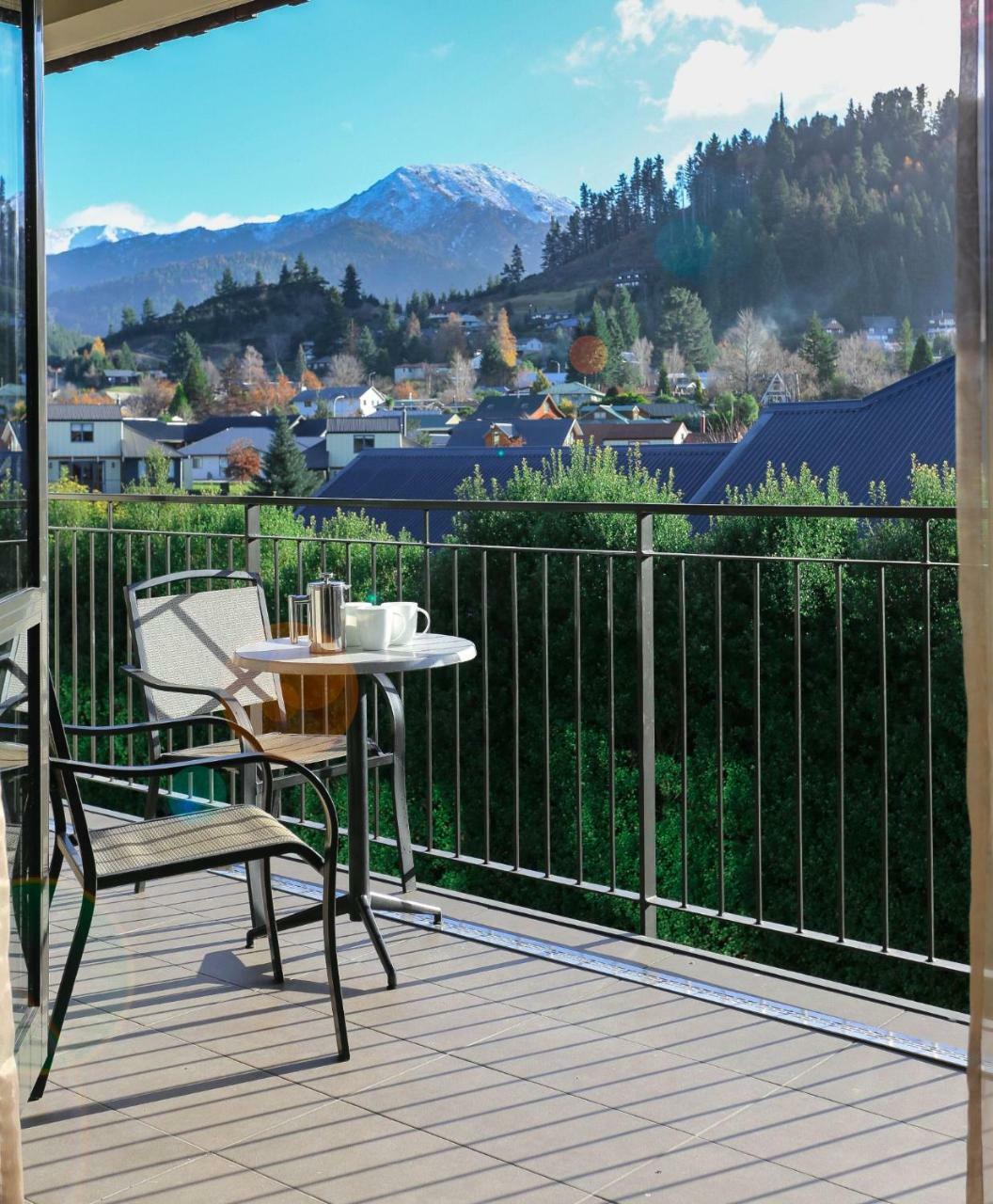 Village Lake Luxury Apartments Hanmer Springs Exterior foto